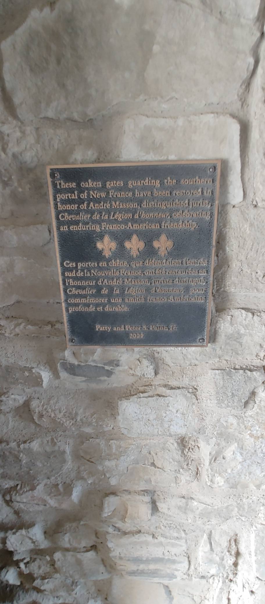 Plaque at Fort Ticonderoga commemorating André Masson and Franco-American friendship